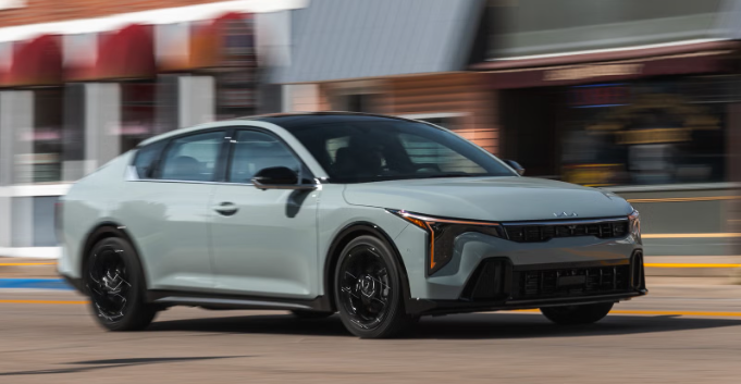 Kia K4